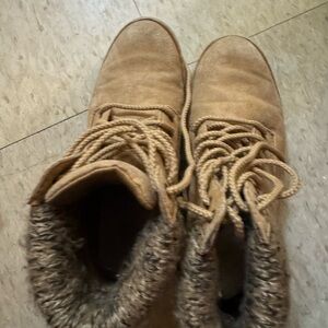 Cliffs by WHITE MOUNTAIN Tan Winter Boots